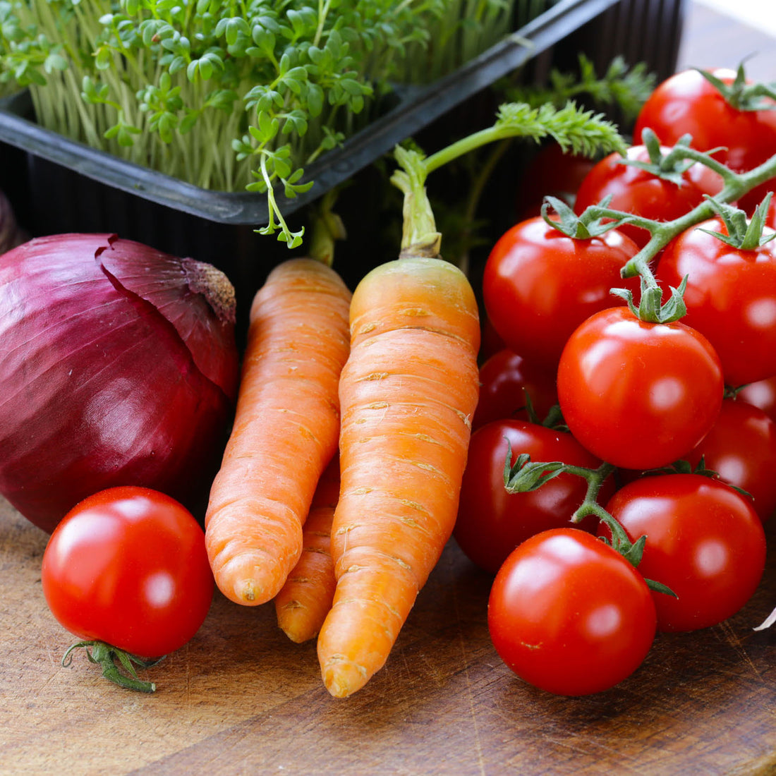 How to Grow Vegetables with Organic Fertilizer: Nurturing Nutrient-Rich Harvests Sustainably